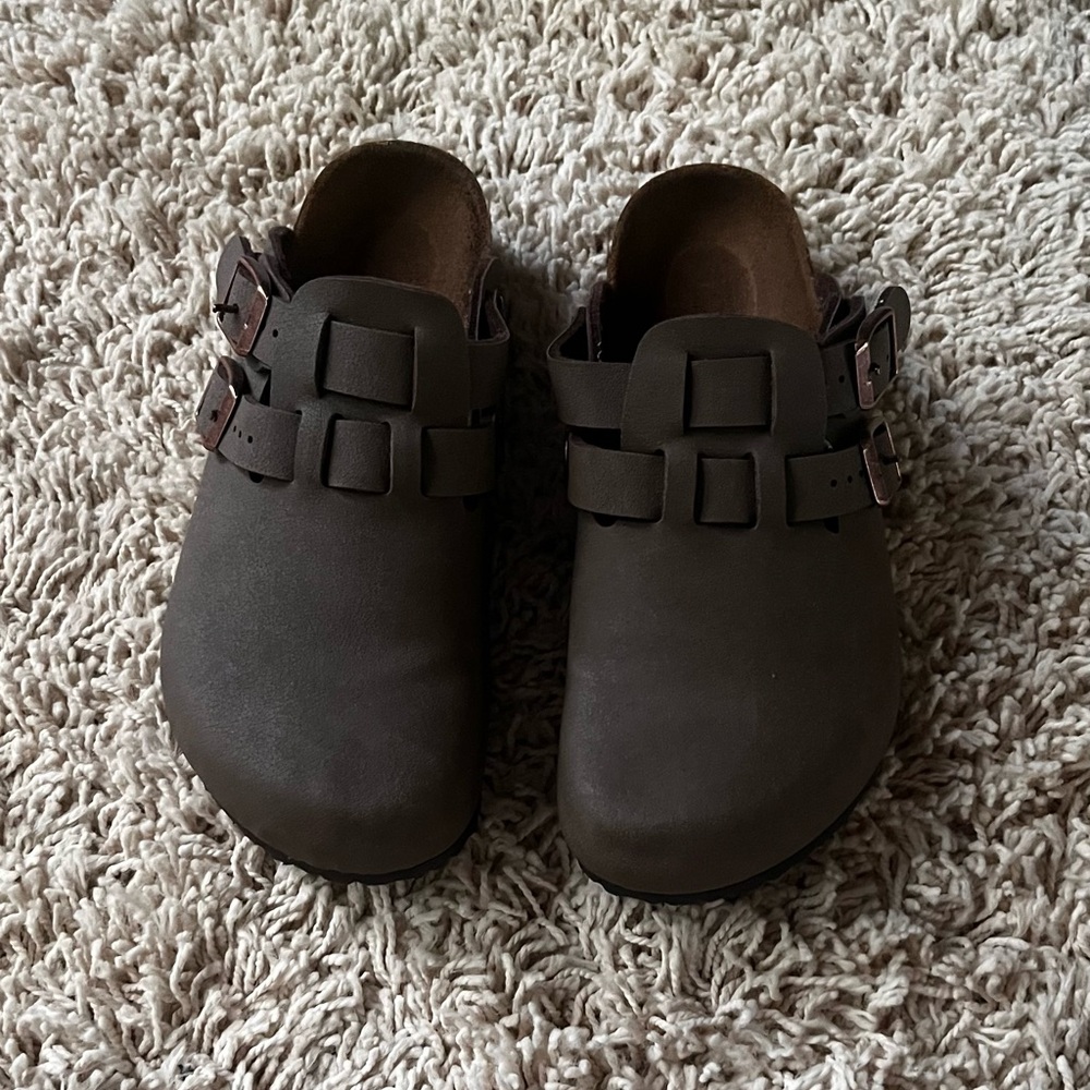 kids birkenstock clogs